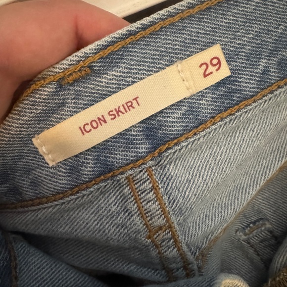 Levi’s Women’s Icon Skirt - Picture 3 of 6